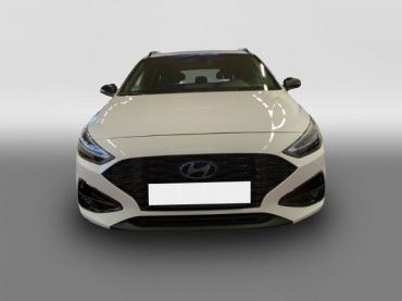 Hyundai i30 FL Kombi (MY25) 1.5 T-GDI (140 PS) 48V 7-DCT 2WD Advantage Plus-Paket Jahreswagen