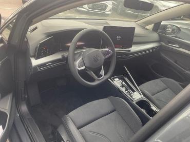 VW Golf Variant VIII 1.5 eTSI DSG Style, AHK, Navi, Kamera, LED-Plus Tageszulassung