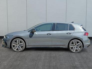 VW Golf R-Line People KAMERA+ACC+LED-PLUS+18" ALU+SHZ+K... EU Reimport Tageszulassung