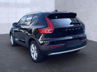 Volvo XC40 XC 40 Core 2WD Bluetooth Navi LED Klima Gebrauchtwagen