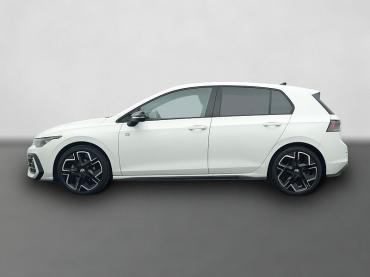Fahrzeug ansehen: VW Golf 8 1.5 eTSI DSG R-LINE BLACK STYLE PANO IQ.LIGHT NAVI Jahreswagen VW Golf 8 1.5 eTSI DSG R-LINE BLACK STYLE PANO IQ.LIGHT NAVI Jahreswagen