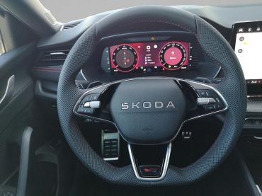 Skoda Octavia Kombi RS 2.0TSI Pano Matrix Area AHK Sound GV5 Tageszulassung