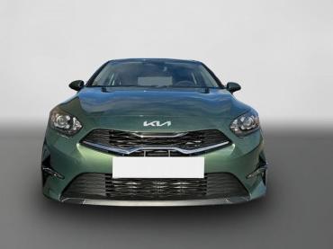 Fahrzeug ansehen: KIA Ceed Spin Navi. Klima Einparkhilfe Tempomat Lederlen... EU Reimport Tageszulassung KIA Ceed Spin Navi. Klima Einparkhilfe Tempomat Lederlen... EU Reimport Tageszulassung