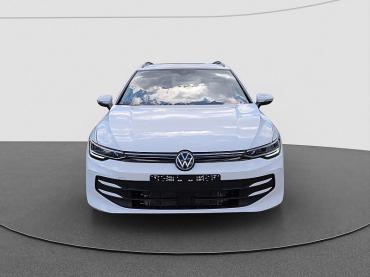 VW Golf VIII 1.5 TSI Life 4-J-G AHK LED ACC Jahreswagen