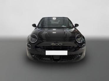 Fahrzeug ansehen: Fiat 600 La Prima Hybrid 1.2 T3 107 kW (145 PS) DCT Klim... Tageszulassung Fiat 600 La Prima Hybrid 1.2 T3 107 kW (145 PS) DCT Klim... Tageszulassung