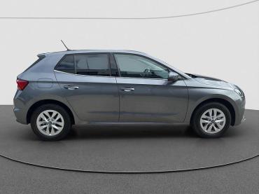 Skoda Fabia 1.0 TSI DSG Selection 15 LED ACC SHZ VIRTUAL C. 2-Z-KL Gebrauchtwagen