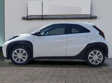 Toyota Aygo X Play Schalter Tageszulassung