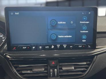 Ford Focus Line Bluetooth Navi LED Klima el. Fenster Gebrauchtwagen