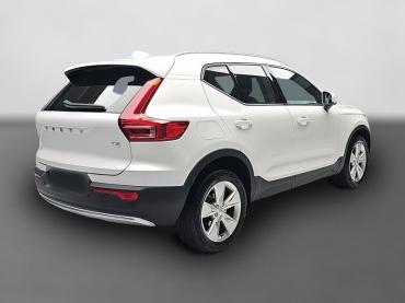 Volvo XC40 T2 2WD AUTO. CORE NAVI LED EL.HECKKL. PDC KAMERA L   Gebrauchtwagen