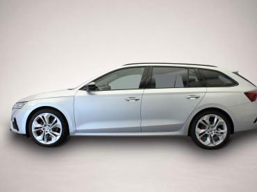 Fahrzeug ansehen: Skoda Octavia Combi RS Skoda 2.0 TDI 7-Gang DSG 4x4 14 Skoda Octavia Combi RS Skoda 2.0 TDI 7-Gang DSG 4x4 14