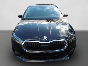 Fahrzeug ansehen: Skoda Fabia 1.0 Selection/LED/Sitzheizung/Kamera/LM Neuwagen Skoda Fabia 1.0 Selection/LED/Sitzheizung/Kamera/LM Neuwagen