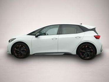 Cupra Born 5-J-GAR KAMERA