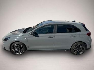 Fahrzeug ansehen: Hyundai i30 1.6 * N Line * Hatchback * LED * R.KAM * KEY.GO * NAV Hyundai i30 1.6 * N Line * Hatchback * LED * R.KAM * KEY.GO * NAV