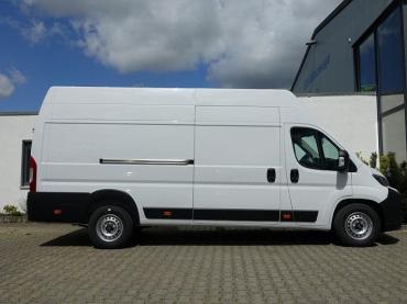 Opel Movano 35 verstärkt L4H3 180PS AT UPEca56800 EUR* Tageszulassung