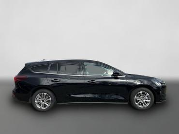 Ford Focus 1.0 EcoBoost Powershift Autom. Titanium X Winterpaket+LED+RFK Gebrauchtwagen