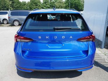 Skoda Octavia Combi 2.0 TDI DSG Selection*LED*PDC*KLIMA*SMARTLINK*SHZ*16 ZOLL*ISOFIX* Tageszulassung