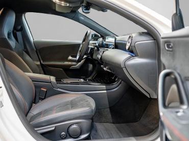 Mercedes-Benz A-Klasse A 200 Jahreswagen