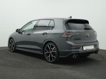 VW Golf 8 2.0 TSI DSG BLACK STYLE AHK PANO NAVI 19 ESTORIL Jahreswagen
