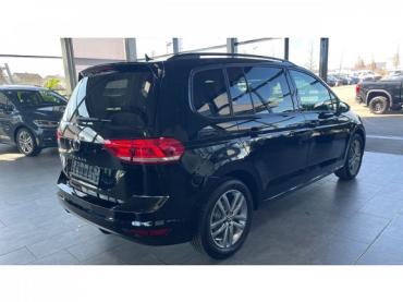 VW Touran Comfortline 1.5 TSI 7-Sitze El. Heckklappe Navi Kamera SHZ LED Digitales Cockpit Gebrauchtwagen
