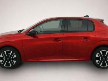 Peugeot 208 PureTech 100 S&S BVM6 Allure 74 kW (101 PS).