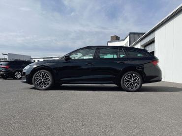 Skoda Octavia Combi 1.5 TSI Blackline 181¤ m. 20 Anzahlung Virtual Cockpit DAB Navi ACC LED SHZ PDC Klima  Jahreswagen