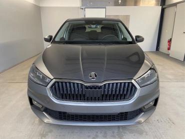 Skoda Fabia Selection 115PS DSG Alu+AHK+Kessy+Kamera+GV5 1.... Neuwagen