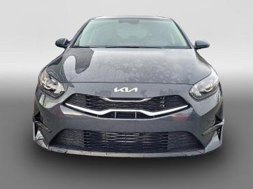KIA Ceed 1.5 T-GDI AT Kamera*Sitzheizung*APP*Navi Tageszulassung
