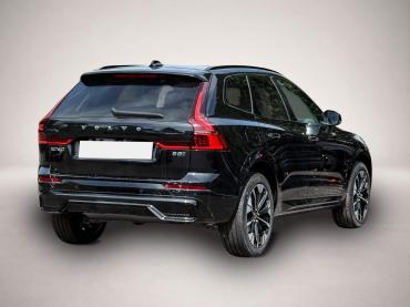 Volvo XC60 B5 Benzin AWD Plus Dark Lagom-Paket