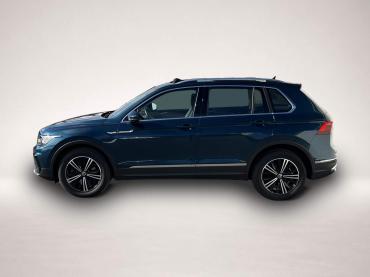 Fahrzeug ansehen: Volkswagen Tiguan 2.0 TSI DSG 4Mo Elegance 1.99% Fin. PANO Volkswagen Tiguan 2.0 TSI DSG 4Mo Elegance 1.99% Fin. PANO