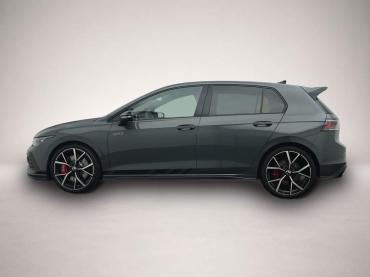 Fahrzeug ansehen: Volkswagen Golf GTI 8 2.0 TSI DSG CLUBSPORT BLACK-STYLE PAN Volkswagen Golf GTI 8 2.0 TSI DSG CLUBSPORT BLACK-STYLE PAN
