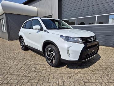 Fahrzeug ansehen: Suzuki Vitara 1.4 Boosterjet 129PS Hybrid Comfort+ Teilleder mit Alcantara Navi Klimaautomatik Sitzheizung ACC PDC v+h Rückf.Kamera Suzuki-Radio Apple CarPlay Android Auto Touchscreen 2xKeyless 17-LM Tageszulassung Suzuki Vitara 1.4 Boosterjet 129PS Hybrid Comfort+ Teilleder mit Alcantara Navi Klimaautomatik Sitzheizung ACC PDC v+h Rückf.Kamera Suzuki-Radio Apple CarPlay Android Auto Touchscreen 2xKeyless 17-LM Tageszulassung