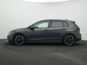 VW Golf 8 2.0 TDI DSG R-LINE BLACK STYLE HK-SOUND NAVI 18 YORK Jahreswagen