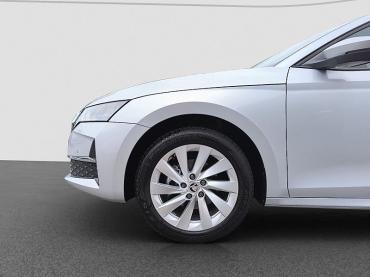 Skoda Octavia Combi 1.5 TSI Selection NAVI ACC RFK PDC LINK LED Gebrauchtwagen