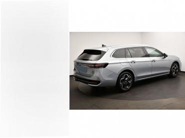 VW Passat 1.5 eTSI Hybrid DSG Elegance neues Modell HeadUp/Matrix/ACC/AHK Gebrauchtwagen