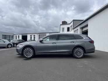 Skoda Superb Combi 2.0 TDI DSG Laurin & Klement 238¤ m. 20 Anzahlung AHK DAB Navi ACC LED SHZ PDC Klima  Jahreswagen