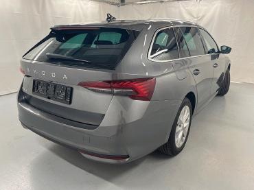 Skoda Octavia Combi 1.5 TSI mHEV DSG Selection | ACC | Winter | RFK | SunSet Gebrauchtwagen