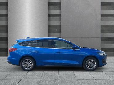 Ford Focus 1.0 EcoBoost Powershift Autom. Titanium X Winterpaket+LED+RFK Gebrauchtwagen