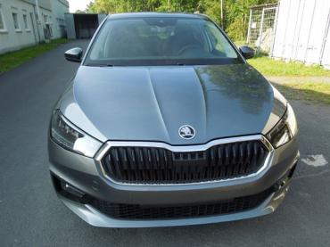 Skoda Fabia 1.0 TSI Premium/AHK/LED/Sitzheizung/Kamera Neuwagen