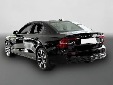 Volvo S60 Plus Dark T8 AWD Plug-In Hybrid H&K 360° Kamera Gebrauchtwagen