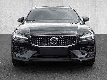 Volvo V60 V60 Cross Country B4 AWD Plus Sthz. Harman/Kardon LED Gebrauchtwagen