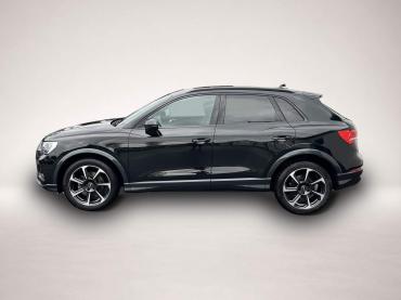 Fahrzeug ansehen: Audi Q3 35 2.0 TDI S tronic Blackline 181¤ m.20% Anz. Audi Q3 35 2.0 TDI S tronic Blackline 181¤ m.20% Anz.