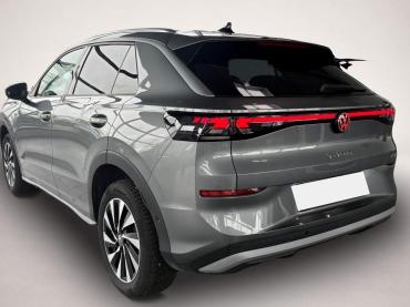 Volkswagen T-Roc 1.5 eTSI Style Navi Kamera ACC SitzHZG Tot