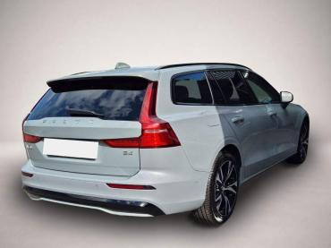 Fahrzeug ansehen: Volvo V60 B4 B DKG Plus Dark Pano * Head-up * 360°View Volvo V60 B4 B DKG Plus Dark Pano * Head-up * 360°View
