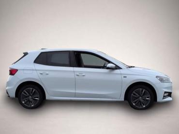 Skoda Fabia TOUR TSI * Voll-LED R-Kam SHZ digCockp Tempo
