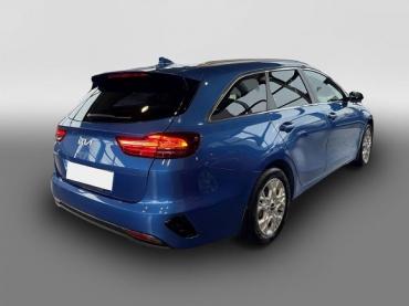 Fahrzeug ansehen: KIA Ceed Cee\'d_sw 1.5 T-GDI Navi LED Kamera DAB CarPlay SHZ LenkradHZG Gebrauchtwagen KIA Ceed Cee\'d_sw 1.5 T-GDI Navi LED Kamera DAB CarPlay SHZ LenkradHZG Gebrauchtwagen