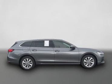 Skoda Superb 2.0 TDI DSG Selection Winterpaket+AHK+RFK Tageszulassung