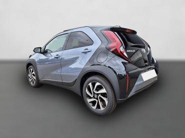 Toyota Aygo  X 1.0 VVT-i 72PS Teamplayer Sitzheizung AbstandsTempomat Multifunktionslenkrad Klima Radio Bluetooth Touchscreen Apple CarPlay + Android Auto 17-LM Tageszulassung