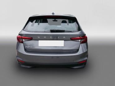 Fahrzeug ansehen: Skoda Fabia Selection 1.0 TSI *PDC-HI*LED*SHZ*NAVI-ÜBER-SMARTLINK*KLIMA*BLUETOOTH Tageszulassung Skoda Fabia Selection 1.0 TSI *PDC-HI*LED*SHZ*NAVI-ÜBER-SMARTLINK*KLIMA*BLUETOOTH Tageszulassung