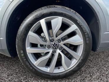 VW T-Roc Goal TSI DSG|18"|AHK|NAVI|ACC|KAMERA|LED| Tageszulassung