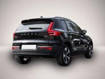 Fahrzeug ansehen: Volvo XC40 Plus Dark 2WD B3 EU6d digitales Cockpit Mem Volvo XC40 Plus Dark 2WD B3 EU6d digitales Cockpit Mem